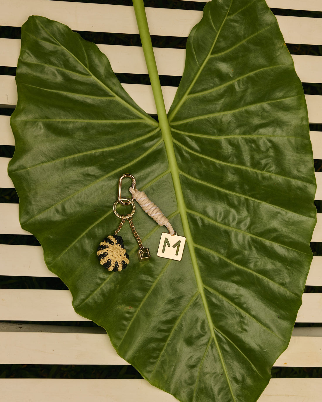 Raffia Schelp Sleutelhanger | Meerkleurig