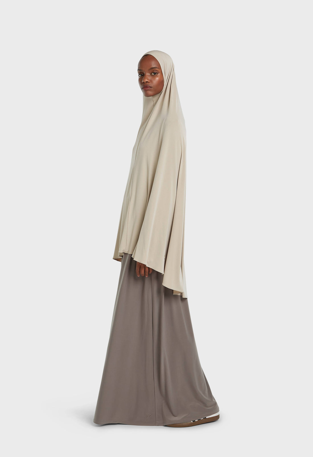 Ademende Khimar | Dusty Bone