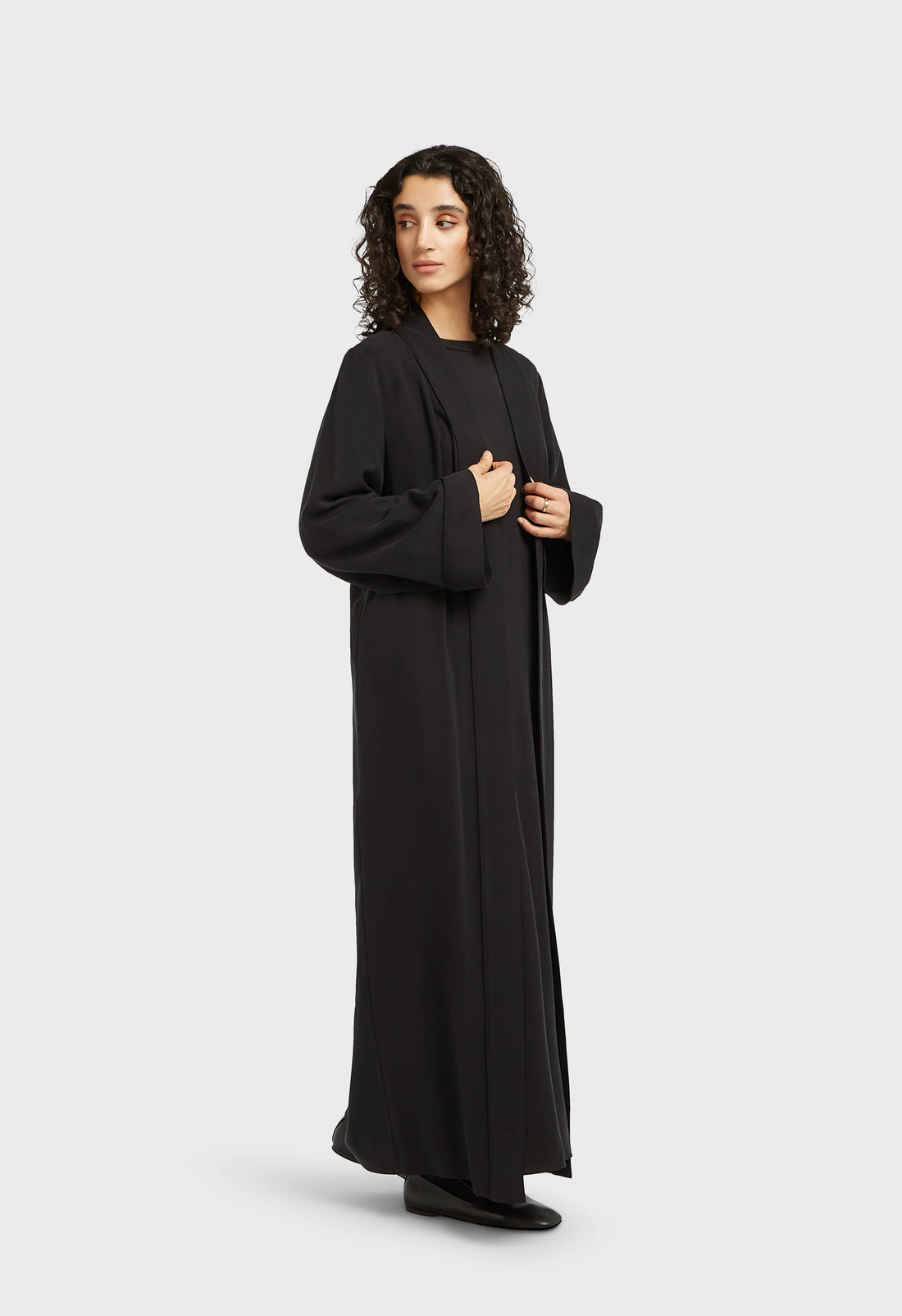 Essentieel Zacht Geweven Korte Abaya | Zwart