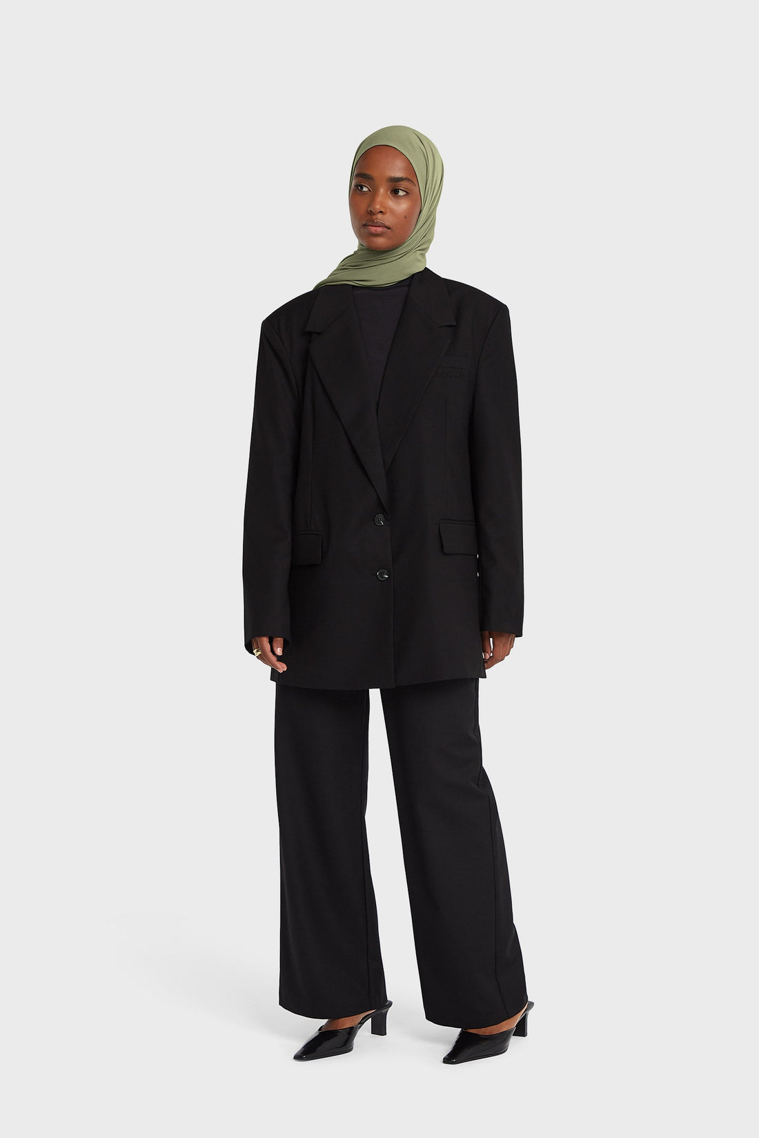 Essentiel Getailleerde Broek | Zwart