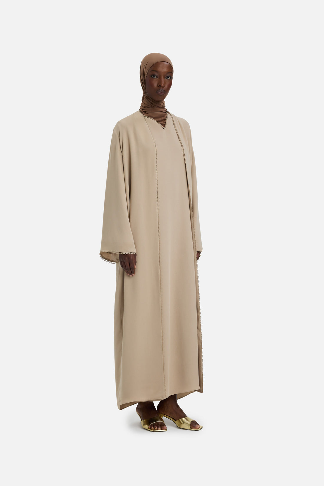 Abaya met Picotrand | Mokka