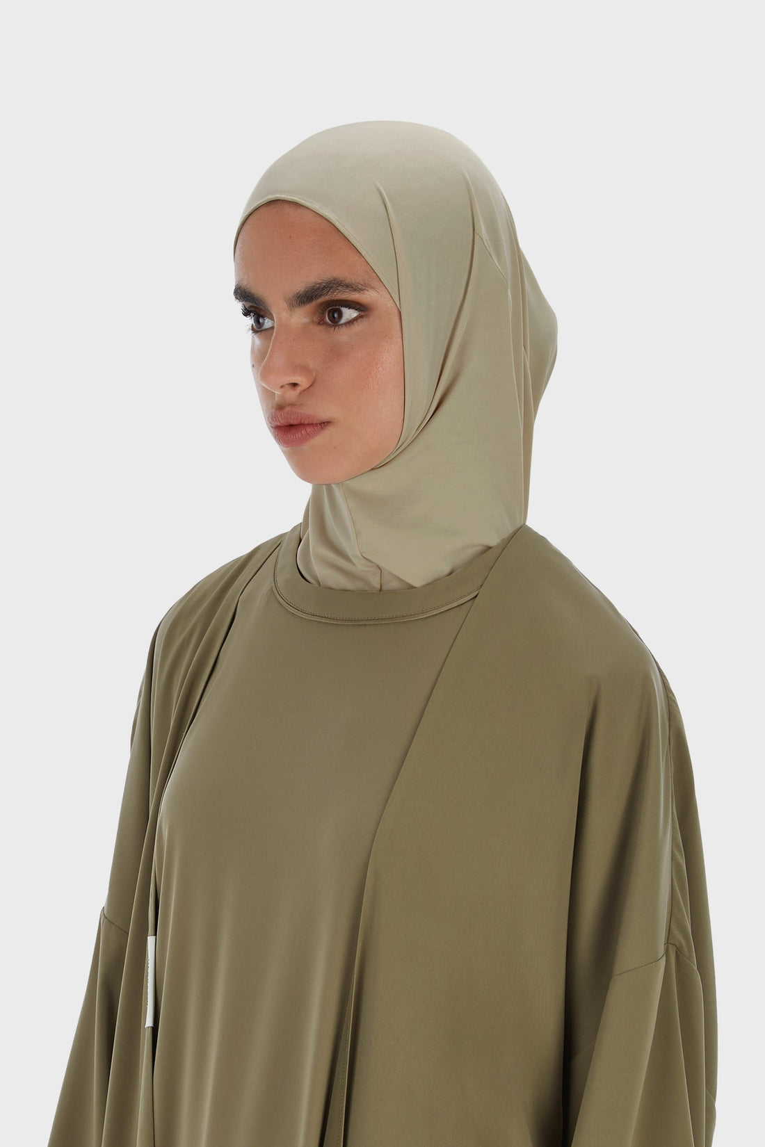 Ademende hijab | Mosgrijs