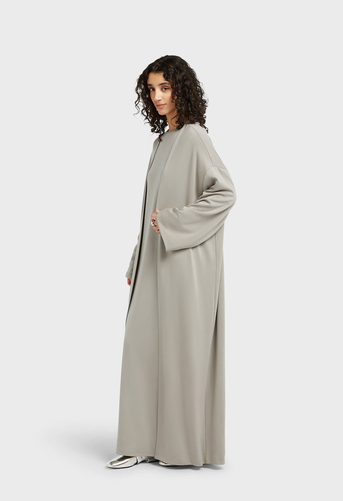 Doux Rayonne Abaya | Kiezel